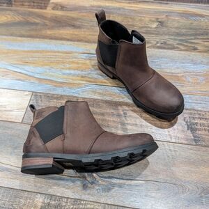 Sorel Emelie Chelsea Waterproof Brown Leather Boots Size 8